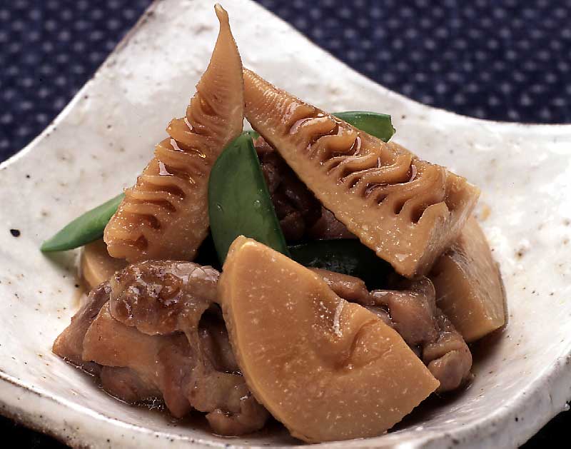 鶏もも肉とたけのこの炒め煮の写真